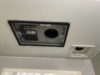 浴室換気扇　交換 Before イメージ