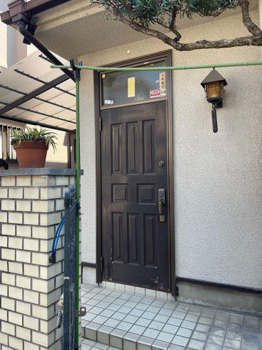 玄関ドア Before イメージ